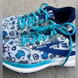 Brooks Hero Tracer 3 Running Shoe